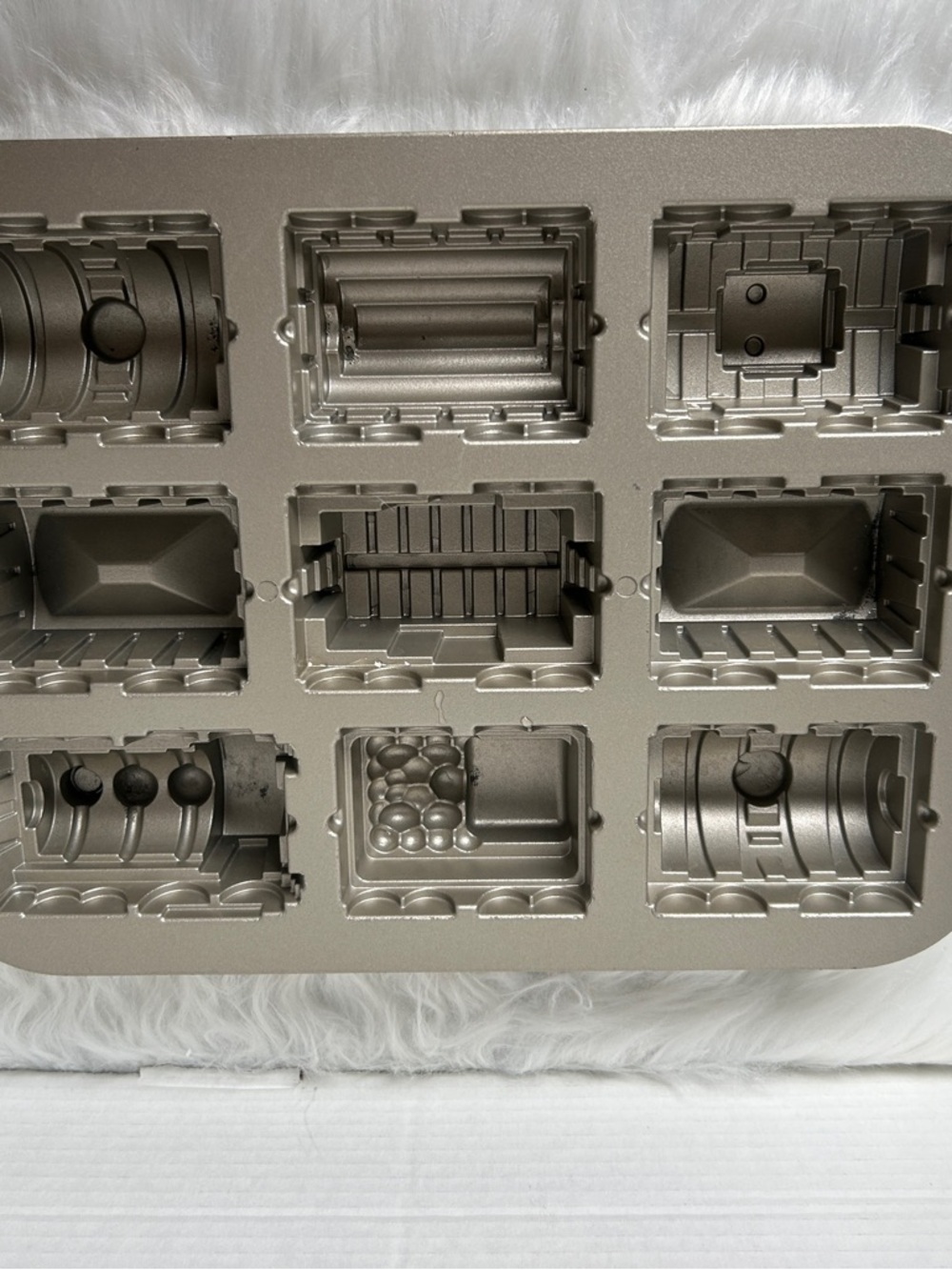 Nordic ware train pan